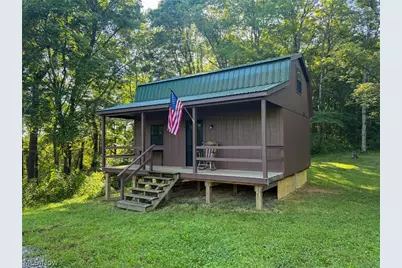 41298 Pleasant Ridge Rd, Graysville, OH 45734 - Photo 2