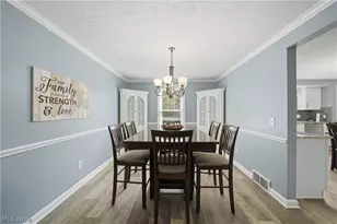 2716 Waterbury St NW, North Canton, OH 44720 - Photo 8