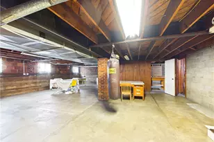 1007 Campus Dr, Belpre, OH 45714 - Photo 32