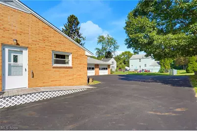 3410 Shanabruck Avenue NW, Canton, OH 44709 - Photo 16