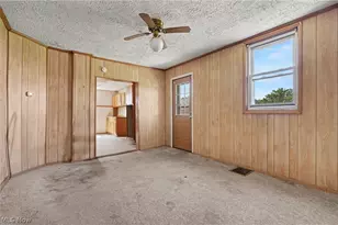 409 Ohio Ave, Salem, OH 44460 - Photo 10