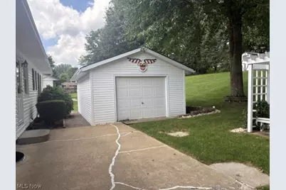 127 Stuart Drive, Wintersville, OH 43953 - Photo 34
