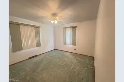 127 Stuart Drive, Wintersville, OH 43953 - Photo 22