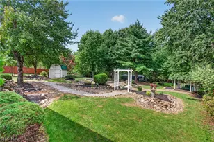 1690 Lares Ln, Brunswick, OH 44212 - Photo 4