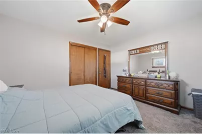 1118 Valley Drive NW, North Canton, OH 44720 - Photo 14