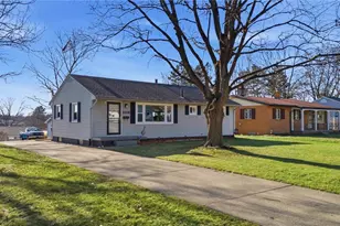 1118 Valley Dr NW, North Canton, OH 44720 - Photo 44