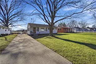 1118 Valley Dr NW, North Canton, OH 44720 - Photo 32