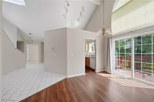 645 Grandview Ln, Aurora, OH 44202 - Photo 10