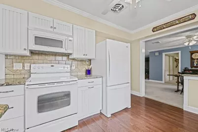 1000 Kingsway Street, Alliance, OH 44601 - Photo 12