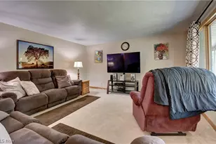 2510 Willow Brook Dr NW, Dover, OH 44622 - Photo 10