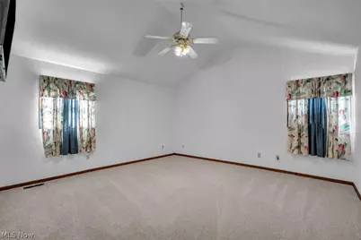 7358 Oakhill Road, Oakwood, OH 44146 - Photo 24