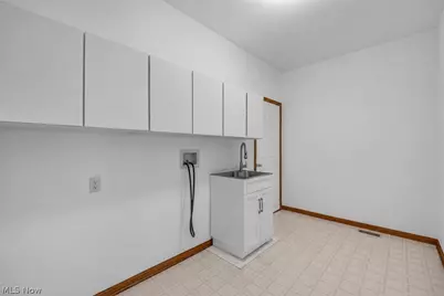 7358 Oakhill Road, Oakwood, OH 44146 - Photo 30
