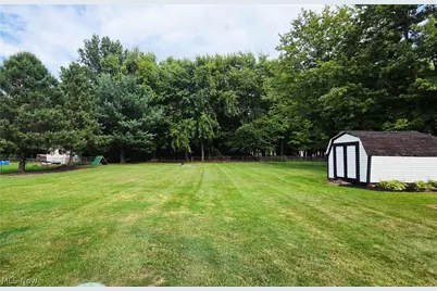 7907 Baumhart Road, Amherst, OH 44001 - Photo 26