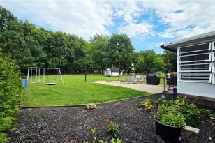 7907 Baumhart Rd, Amherst, OH 44001 - Photo 24