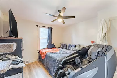 2409 Montclair Avenue, Loveland, OH 44109 - Photo 10