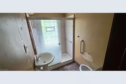 16516 Lipton Avenue, Loveland, OH 44128 - Photo 10