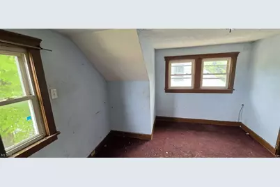 16516 Lipton Avenue, Loveland, OH 44128 - Photo 14