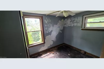 16516 Lipton Avenue, Loveland, OH 44128 - Photo 8