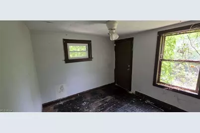 16516 Lipton Avenue, Loveland, OH 44128 - Photo 6