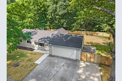 1398 Cordova Avenue, Akron, OH 44320 - Photo 2