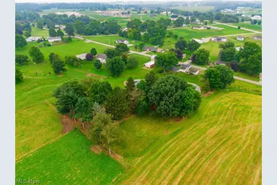 8716 Emerson Road, Apple Creek, OH 44606 - Photo 12