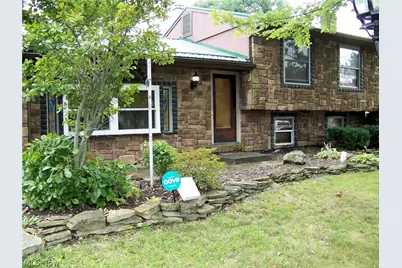 1921 Birch Trace Drive, Austintown, OH 44515 - Photo 2