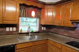 1921 Birch Trace Dr, Austintown, OH 44515 - Photo 10