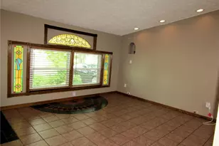 1921 Birch Trace Dr, Austintown, OH 44515 - Photo 4