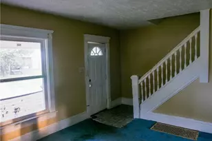 1364-1366 Marcy St, Akron, OH 44301 - Photo 2