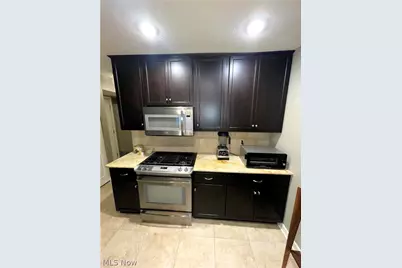 1153 Red Tail Hawk Court #3, Youngstown, OH 44512 - Photo 8