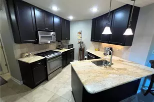 1153 Red Tail Hawk Ct, Youngstown, OH 44512 - Photo 6