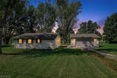 6503 Garrett Road, Ravenna, OH 44266 - Photo 2