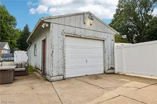 202 N Nickel Plate St, Louisville, OH 44641 - Photo 38