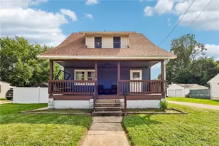 202 N Nickel Plate St, Louisville, OH 44641 - Photo 2