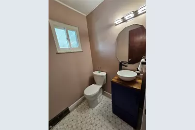 33158 Lakeshore Boulevard, Eastlake, OH 44095 - Photo 12