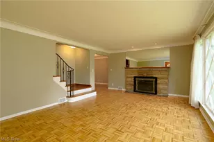 1397 W Sprague Rd, Grandview Heights, OH 44147 - Photo 4