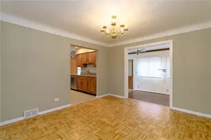 1397 W Sprague Rd, Grandview Heights, OH 44147 - Photo 6