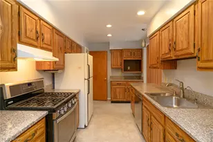 1397 W Sprague Rd, Grandview Heights, OH 44147 - Photo 8
