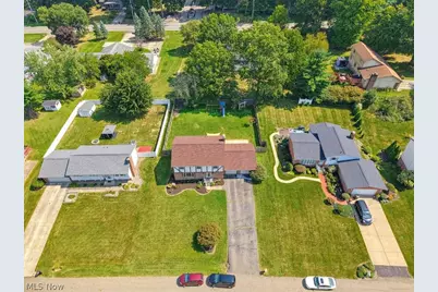 5234 Shamrock Avenue NW, North Canton, OH 44720 - Photo 8