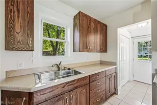 103 Lisbon St, Canfield, OH 44406 - Photo 24