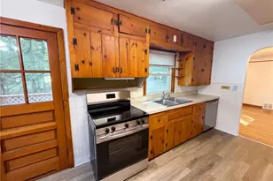 29352 Waldensa Ave, Wickliffe, OH 44092 - Photo 6