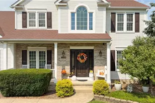 159 Kingston Dr, Aurora, OH 44202 - Photo 2