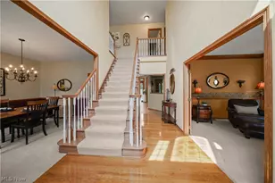 159 Kingston Dr, Aurora, OH 44202 - Photo 4