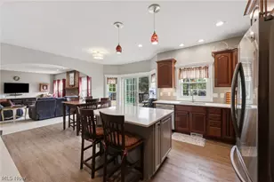 9555 S Brown Rd, Chardon, OH 44024 - Photo 10