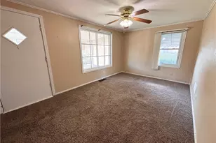 129 S Surry Rd, East Liverpool, OH 43920 - Photo 4