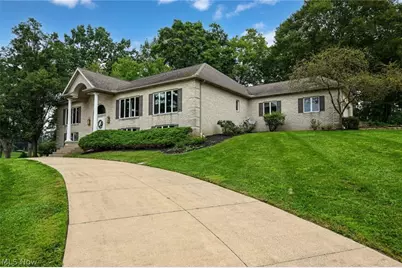 5216 East Boulevard NW, Canton, OH 44718 - Photo 2