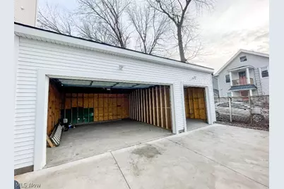 2476 Thurman Avenue, Loveland, OH 44113 - Photo 2