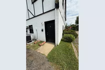 740 Princeton Avenue #6, Zanesville, OH 43701 - Photo 2