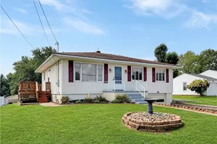 131 Beverly Ln, Wintersville, OH 43953 - Photo 2