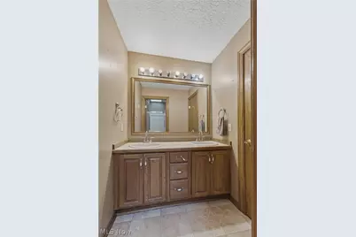 2771 Missenden Street NW, North Canton, OH 44720 - Photo 42